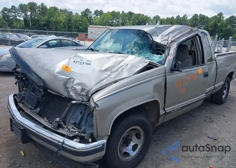 1998 Chevrolet C/K 1500 z USA, uszkodzony, nr VIN 2GCEC19R6W1186709